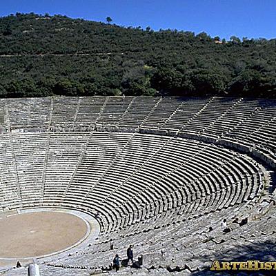 Timeline: Teatros similares a Teatro de Epidauro