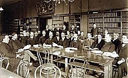 "Primera Conferencia Internacional sobre la Educación por Correspondencia".