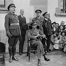 GOBIERNO DE DÁMASO BERENGUER: LA DICTABLANDA.