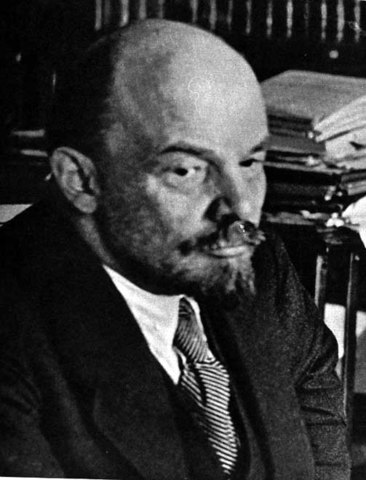 Vladimir Lenin Dies