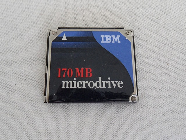 IBM Microdrive