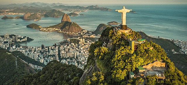 porthgese explorer pedro nalves gabril arrived in the region of south america brazil