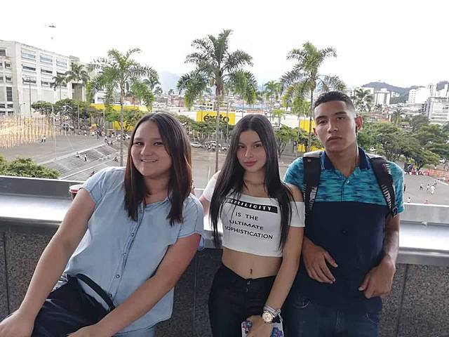 VOLVÍ A VER A TODOS MIS AMIGOS