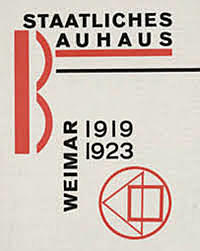 Se implanta las bases educativas de La Bauhaus