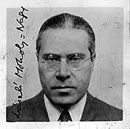 László Moholy-Nagy fundó en Chicago la New Bauhaus