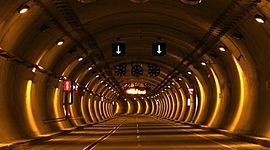 Timeline: HISTORIA DE LOS TÚNELES