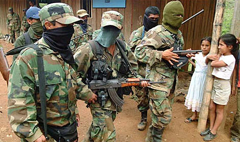 Se Crea las Autodefensas unidas de Colombia