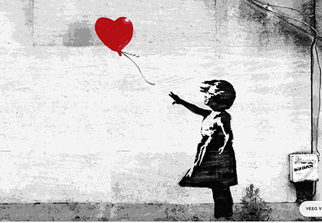 Girl with the balloon