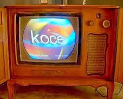 PRIMER TELEVISOR A COLOR