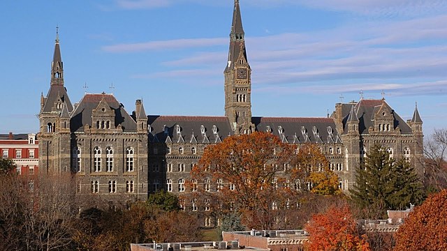 Nacimiento del Kennedy Institute of Ethics