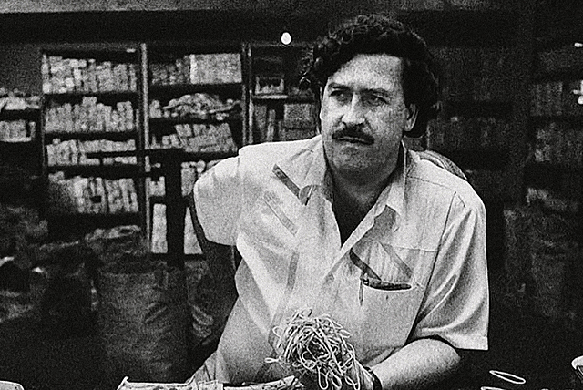 MUERTE DE PABLO EMILIO ESCOBAR GAVIRIA