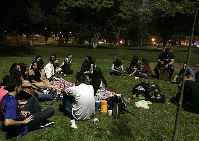 SALIDA CON MIS AMIGOS