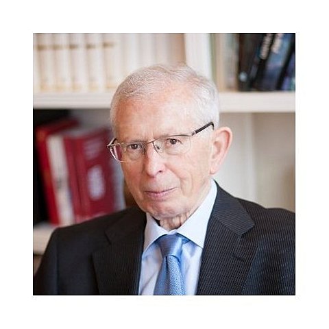 José Ignacio Ruiz Olabuenaga 2007 Doctor de Sociología en la Universidad de Fordham (Nueva York York) y en Filosofía y Ciencias de la Educación en la Universidad del País Vasco UPV, además de director de CINDES.