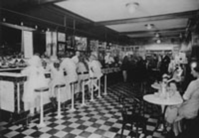 Krafft’s Drugstore opens