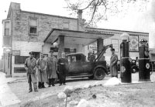 Karl Knauz opens a service station