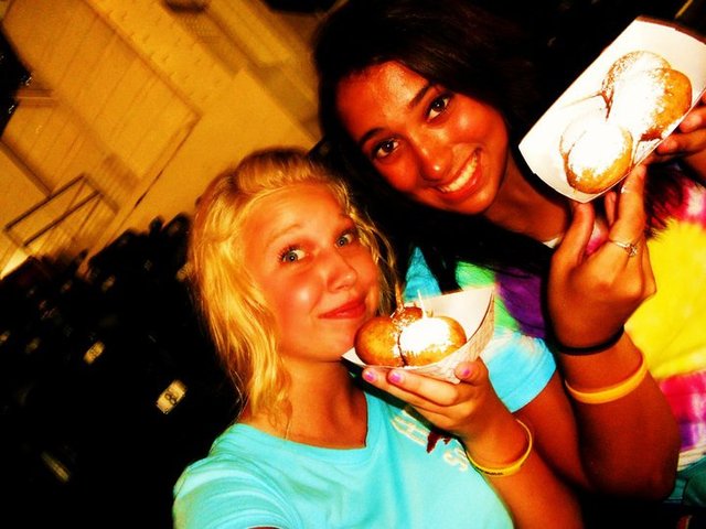 Hace diez meses que fuí con mi amiga Caitlin.