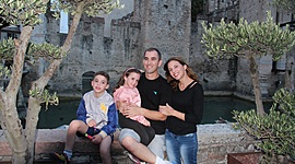 Timeline: גיא פרל - אני ומשפחתי בציר הזמן העולמי