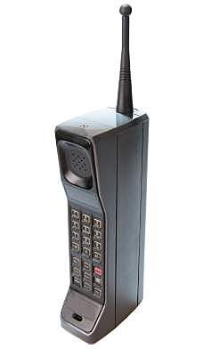 PRIMERA GENERACIÓN DE TELÉFONOS MÓVILES