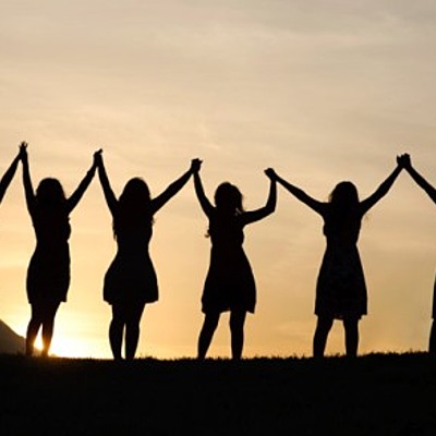 Timeline: Participación pública de la mujer