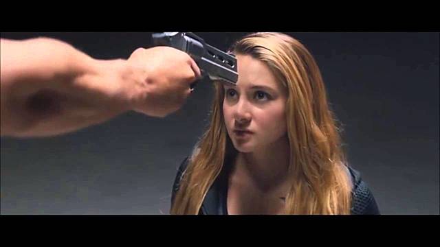 Four helps Tris prepare for the final stage