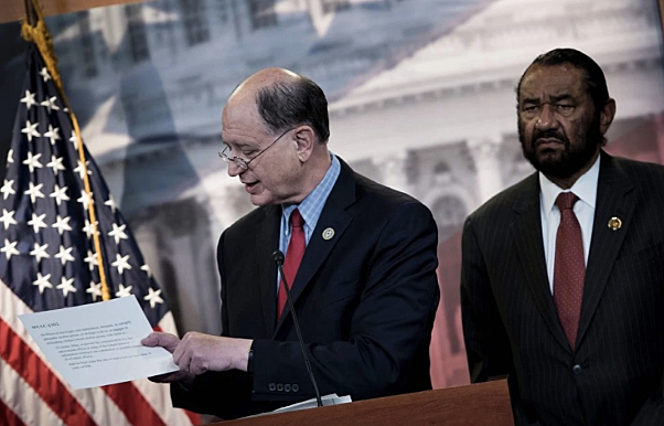 House Judiciary Committee sends 4 articles of Impeachment