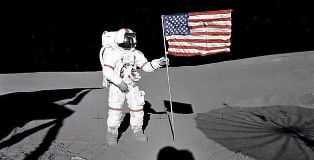 1969- האדם הראשון דורך על הירח