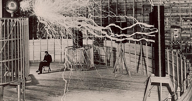 Ingenieria mecanica y electrica - Nikola Tesla  (1856-1943)