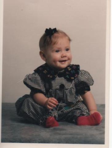 Hace diceiseis años que nací.