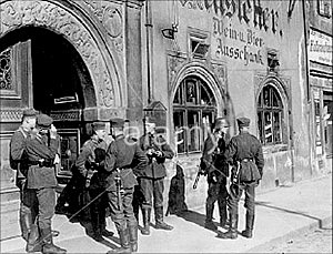 Cierre y disolución definitiva de la Bauhaus