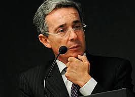 Alvaro Uribe es posicionado como Presidente de la República
