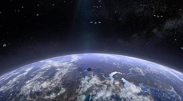 Se prueban los primeros enlaces vía satélite cruzando dos océanos con las primeras pruebas de TCP