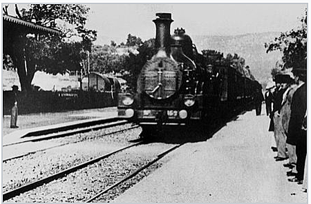 The Arrival of the Train - The Lumiere Bros