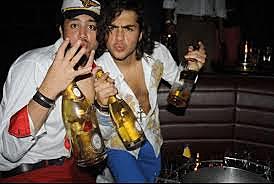 Establecimientos de A y B. "Mirreyes"