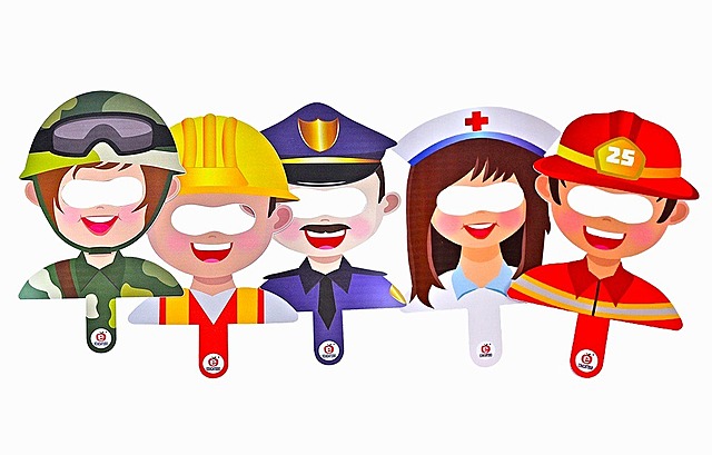 SERVIDORES PÚBLICOS.