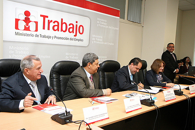 Economía: Creación del Consejo Nacional de Trabajo