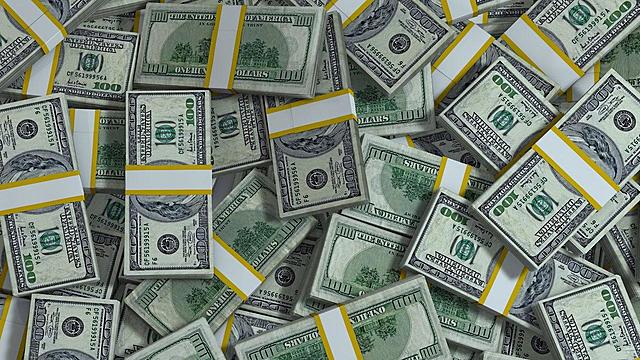 La familia Castaño danzaba en millones