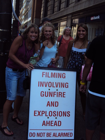 Hace un año que fuí al Chicago con mi madre y Racheal. Nosotros vimos la película Transformers estuvé hacer.