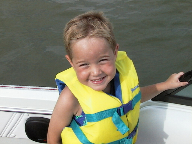 Hace once años que anduvo barco por la primera vez.