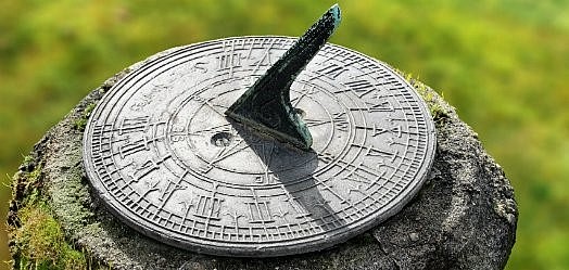 Reloj de sol, el primer reloj en la historia