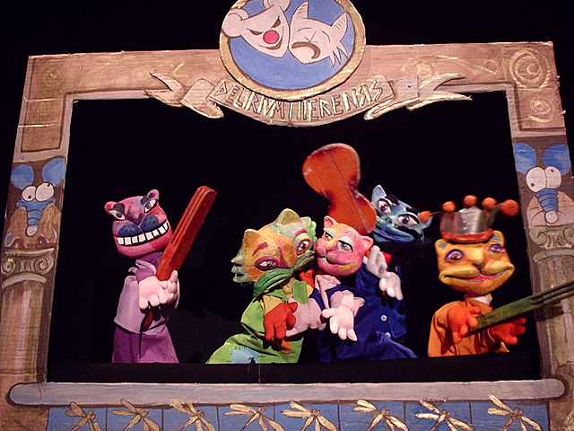 Cultural: Fundación de Títeres y Teatro La Libélula Dorada