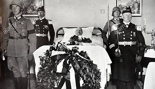 President von Hindenburg dies (P)