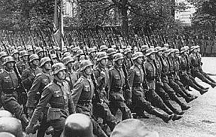 Germany invades Poland (P)