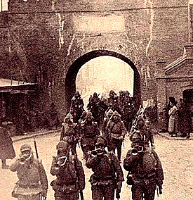 Japan invades Manchuria