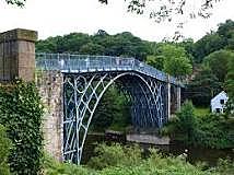 Primer puente de hierro