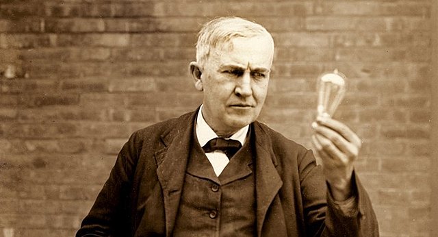 THOMAS ALBA EDISON