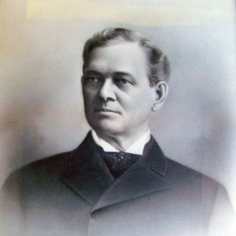 John V. Farwell becomes mayor