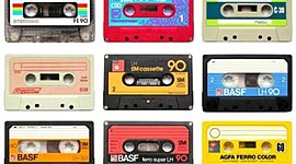 Timeline: les invenons liées à l’évoluon des parcours tourisques audio guidés