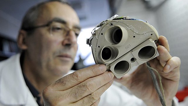 Première tentative de greffe de cœur artificiel.