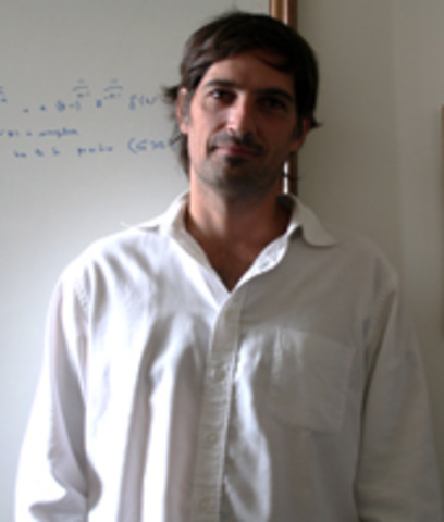 Juan Dubra ofrece una conferencia en la Pontificia Universidad Católica de Río de Janeiro