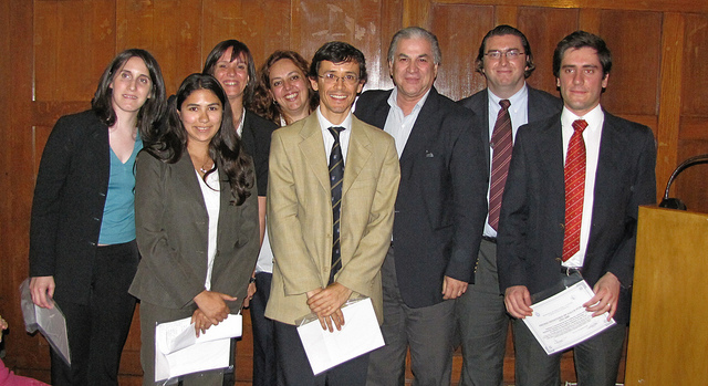 Docentes reciben el Premio "Salud Pública" de la Academia Nacional de Medicina